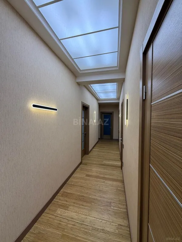 Kirayə verilir 5 otaqlı mənzil 180 m²