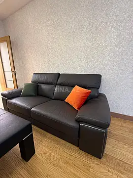 Kirayə verilir 5 otaqlı mənzil 180 m²