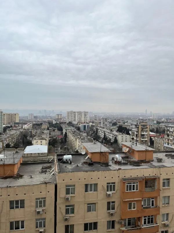 Kirayə verilir 2 otaqlı mənzil 90 m²