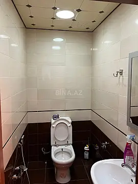 Kirayə verilir 2 otaqlı mənzil 90 m²