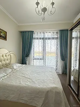 Kirayə verilir 2 otaqlı mənzil 60 m²