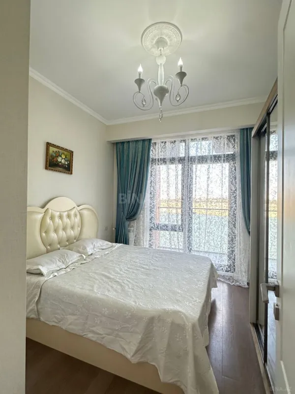 Kirayə verilir 2 otaqlı mənzil 60 m²