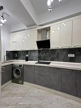 Satılır 3 otaqlı mənzil 94 m²