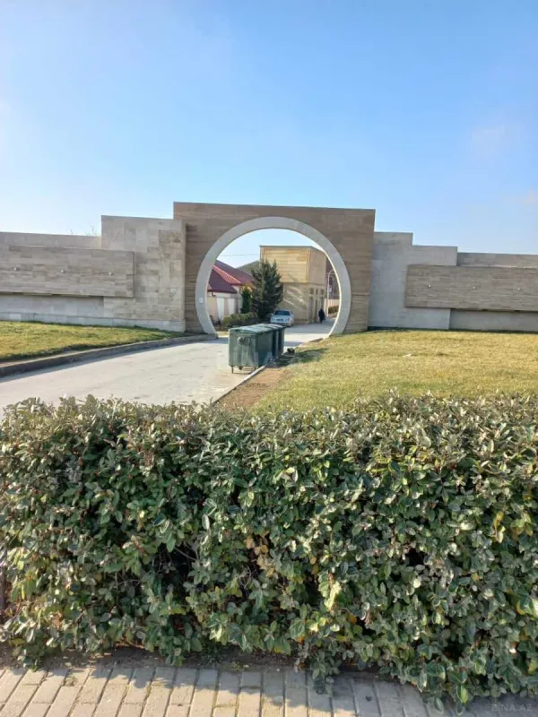 Satılır torpaq sahəsi 10 m²