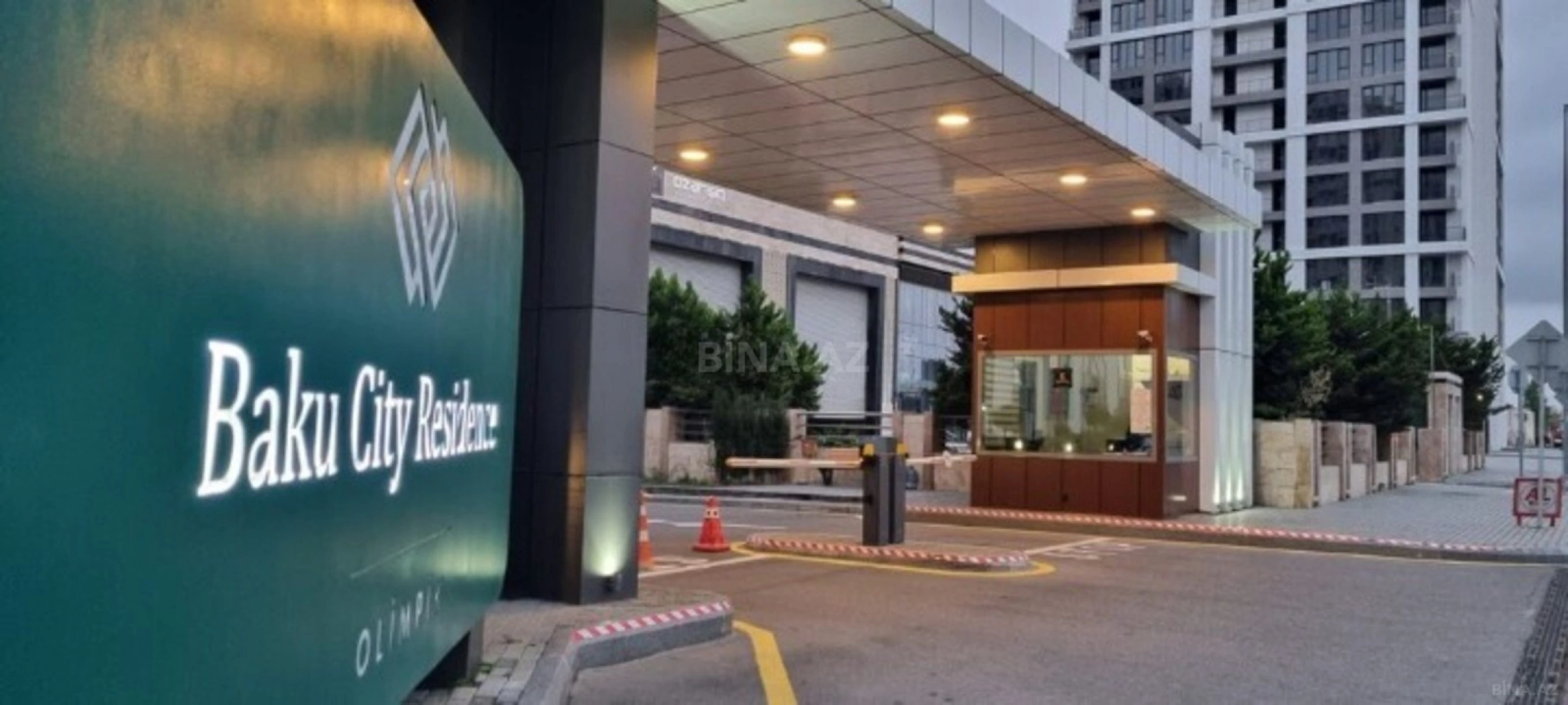 Satılır 4 otaqlı mənzil 172.8 m²