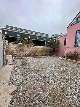 Satılır 3 otaqlı həyət evi 130 m²