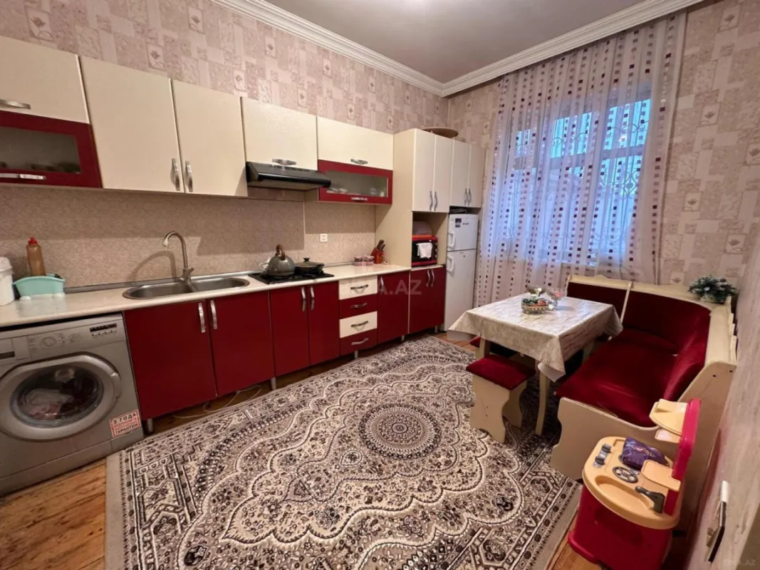 Satılır 3 otaqlı həyət evi 130 m²