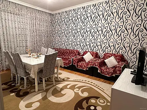 Satılır 3 otaqlı həyət evi 130 m²