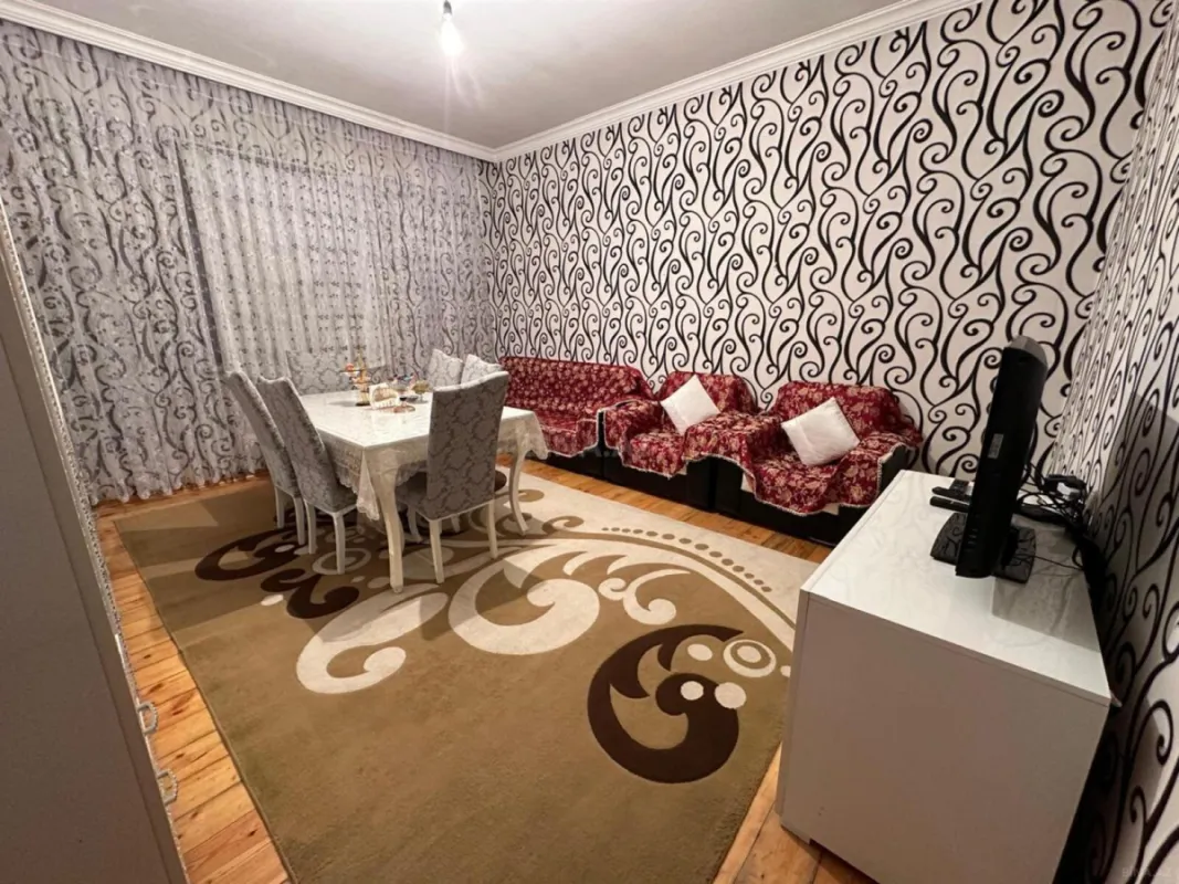 Satılır 3 otaqlı həyət evi 130 m²