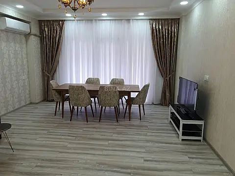 Kirayə verilir 2 otaqlı mənzil 110 m² — Bakı, 8-ci kilometr 2 otaq 110.00 m²