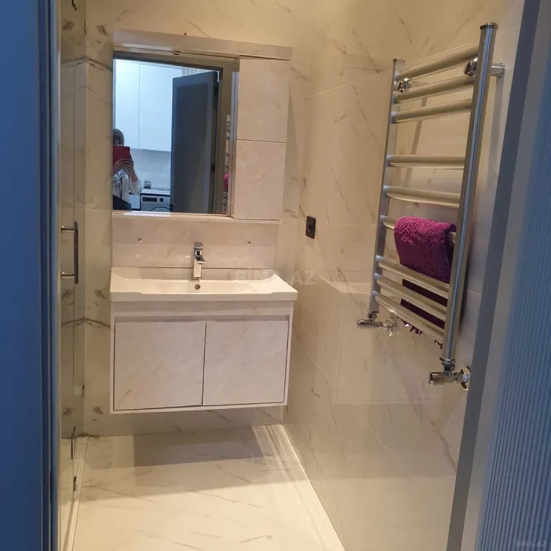 Kirayə verilir 2 otaqlı mənzil 55 m²