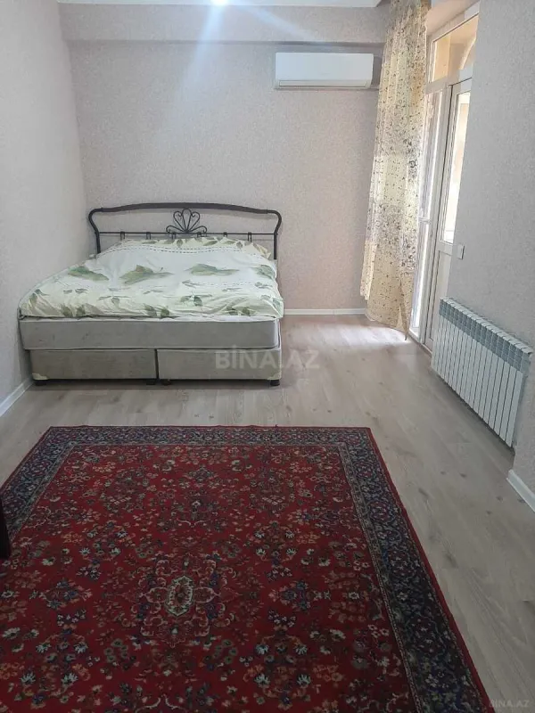 Satılır 2 otaqlı mənzil 74 m²