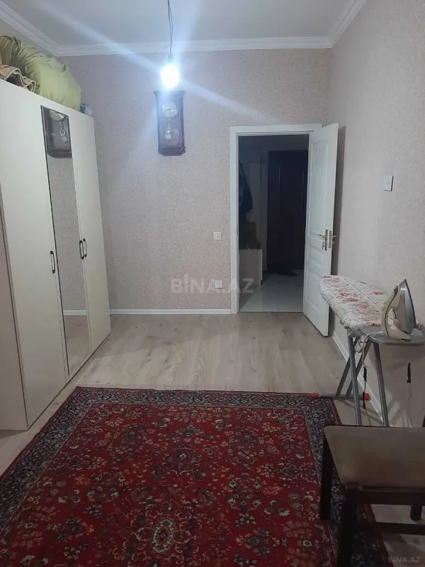 Satılır 2 otaqlı mənzil 74 m²