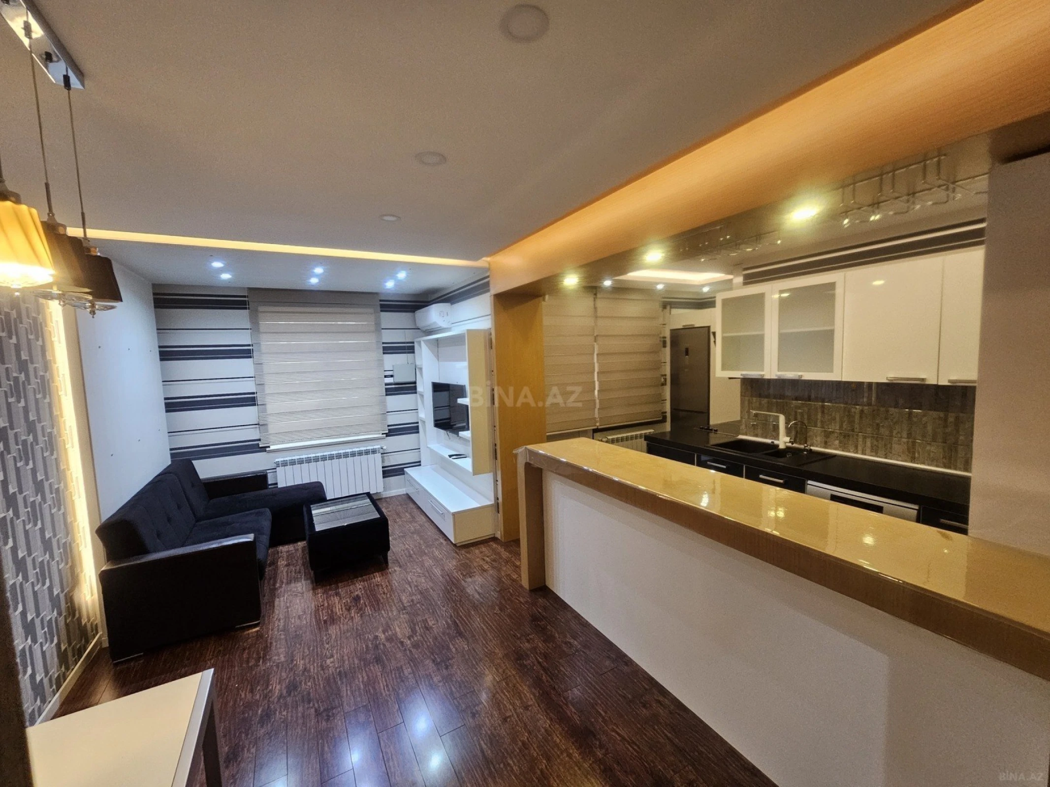 Kirayə verilir 2 otaqlı mənzil 70 m²
