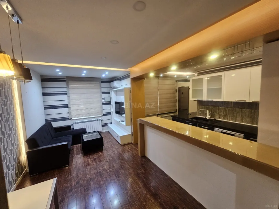 Kirayə verilir 2 otaqlı mənzil 70 m²