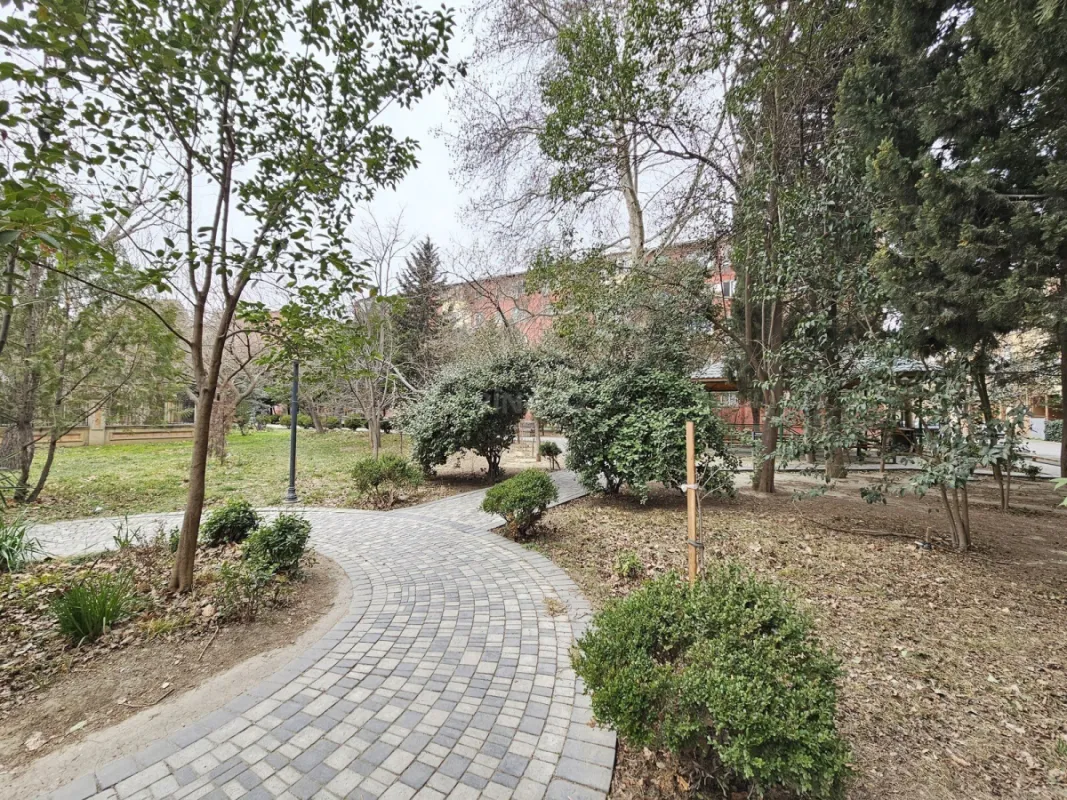 Satılır 3 otaqlı mənzil 65 m²