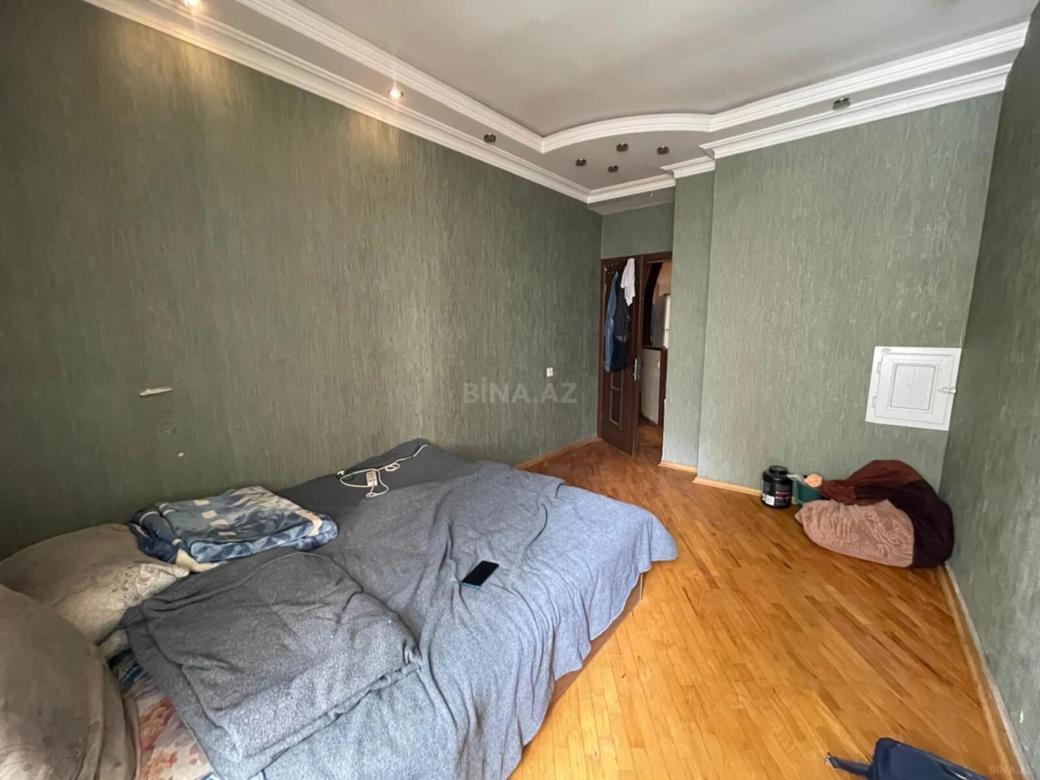 Satılır 3 otaqlı mənzil 90 m²