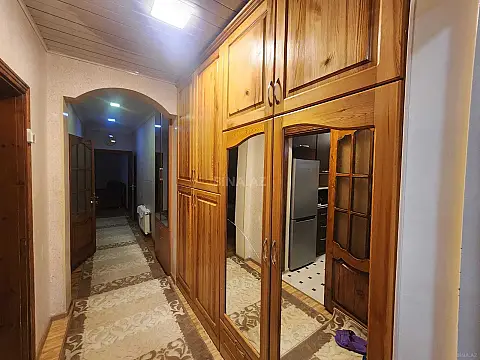 Kirayə verilir 2 otaqlı həyət evi 80 m²