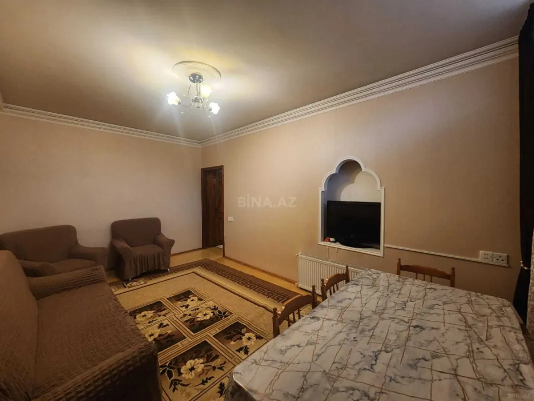 Kirayə verilir 2 otaqlı həyət evi 80 m²