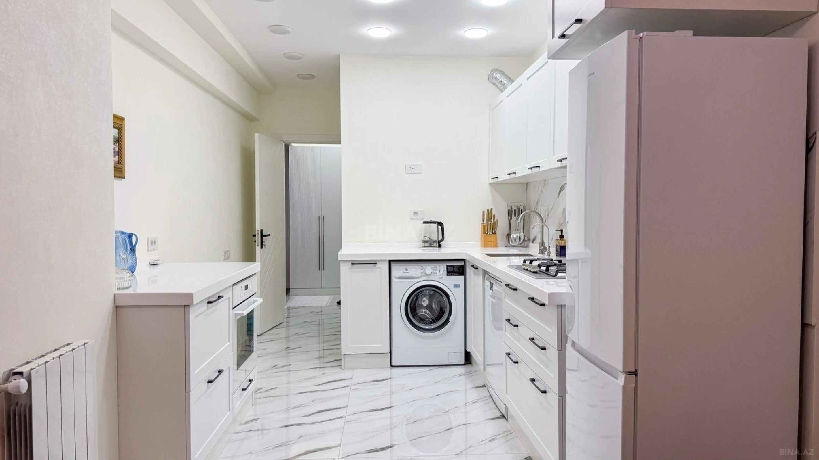 Kirayə verilir 3 otaqlı mənzil 150 m²