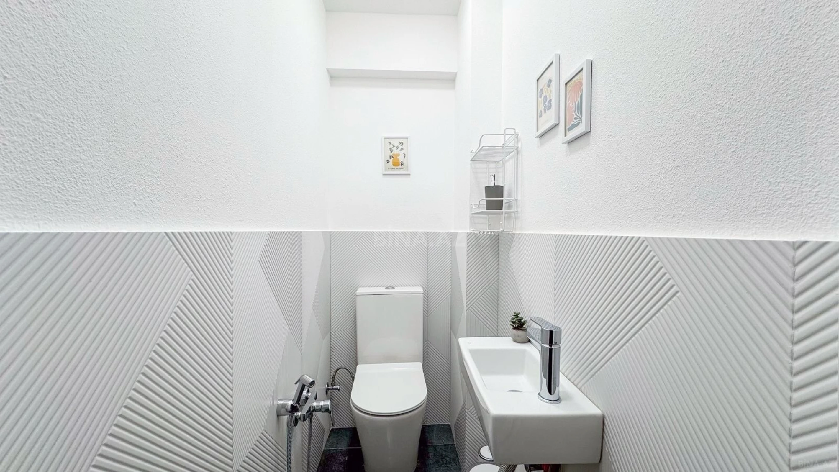 Kirayə verilir 3 otaqlı mənzil 150 m²