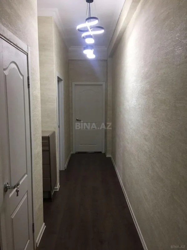 Satılır 2 otaqlı mənzil 65 m²