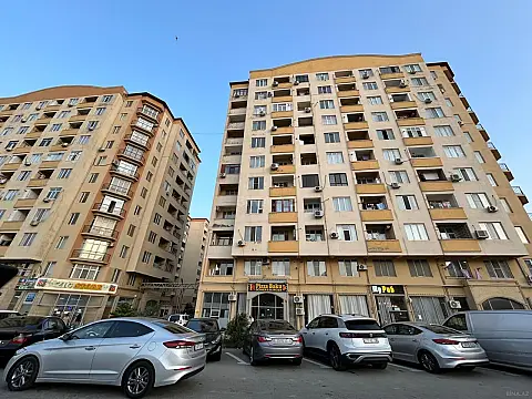 Satılır 3 otaqlı mənzil 120 m²