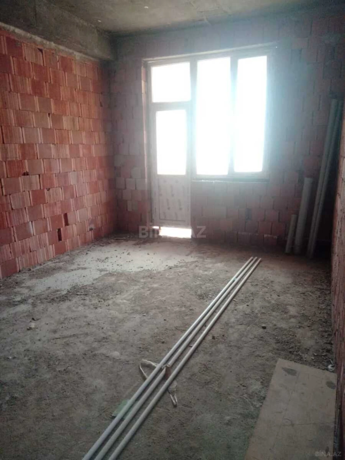 Satılır 3 otaqlı mənzil 120 m²