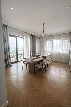 Kirayə verilir 2 otaqlı mənzil 72 m²