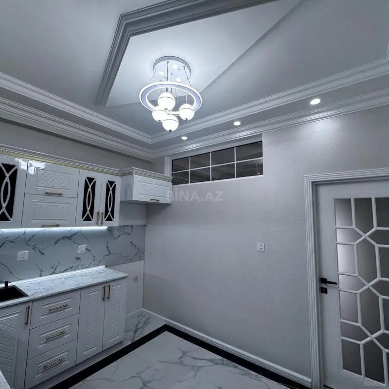Satılır 2 otaqlı mənzil 70 m²