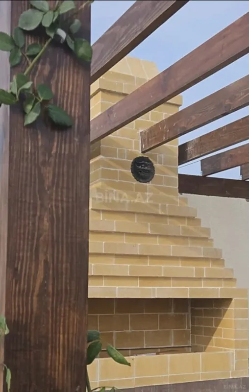 Satılır 4 otaqlı həyət evi 155 m²