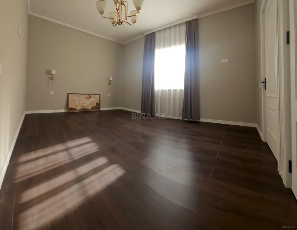 Satılır 4 otaqlı həyət evi 155 m²