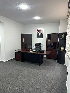Kirayə verilir 4 otaqlı ofis 150 m² — Bakı, Şəhər mərkəzi 4 otaq 150.00 m²