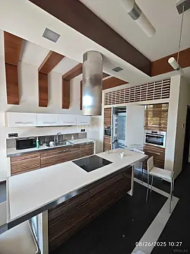 Kirayə verilir 3 otaqlı mənzil 190 m²