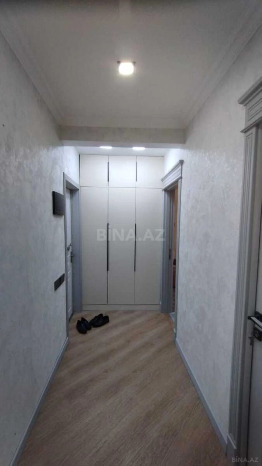 Satılır 4 otaqlı mənzil 100 m²