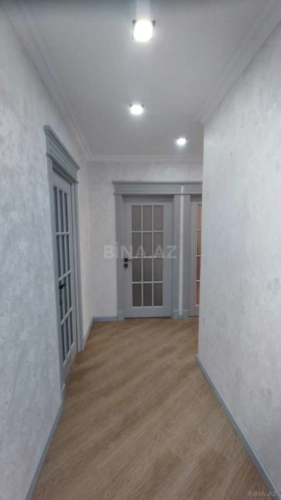 Satılır 4 otaqlı mənzil 100 m²