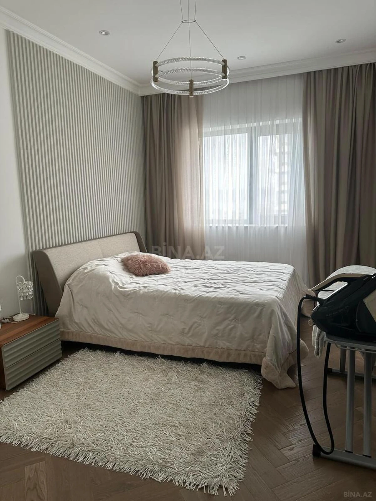 Kirayə verilir 3 otaqlı mənzil 211 m²