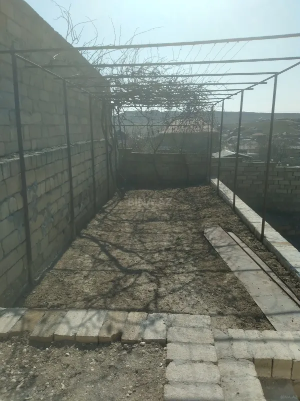 Satılır 3 otaqlı həyət evi 100 m²