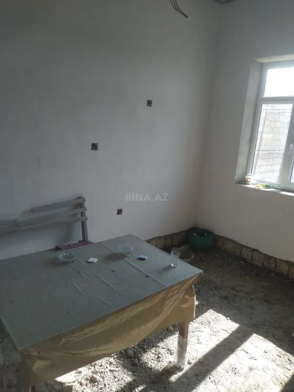 Satılır 3 otaqlı həyət evi 100 m²
