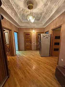 Satılır 3 otaqlı mənzil 110 m²