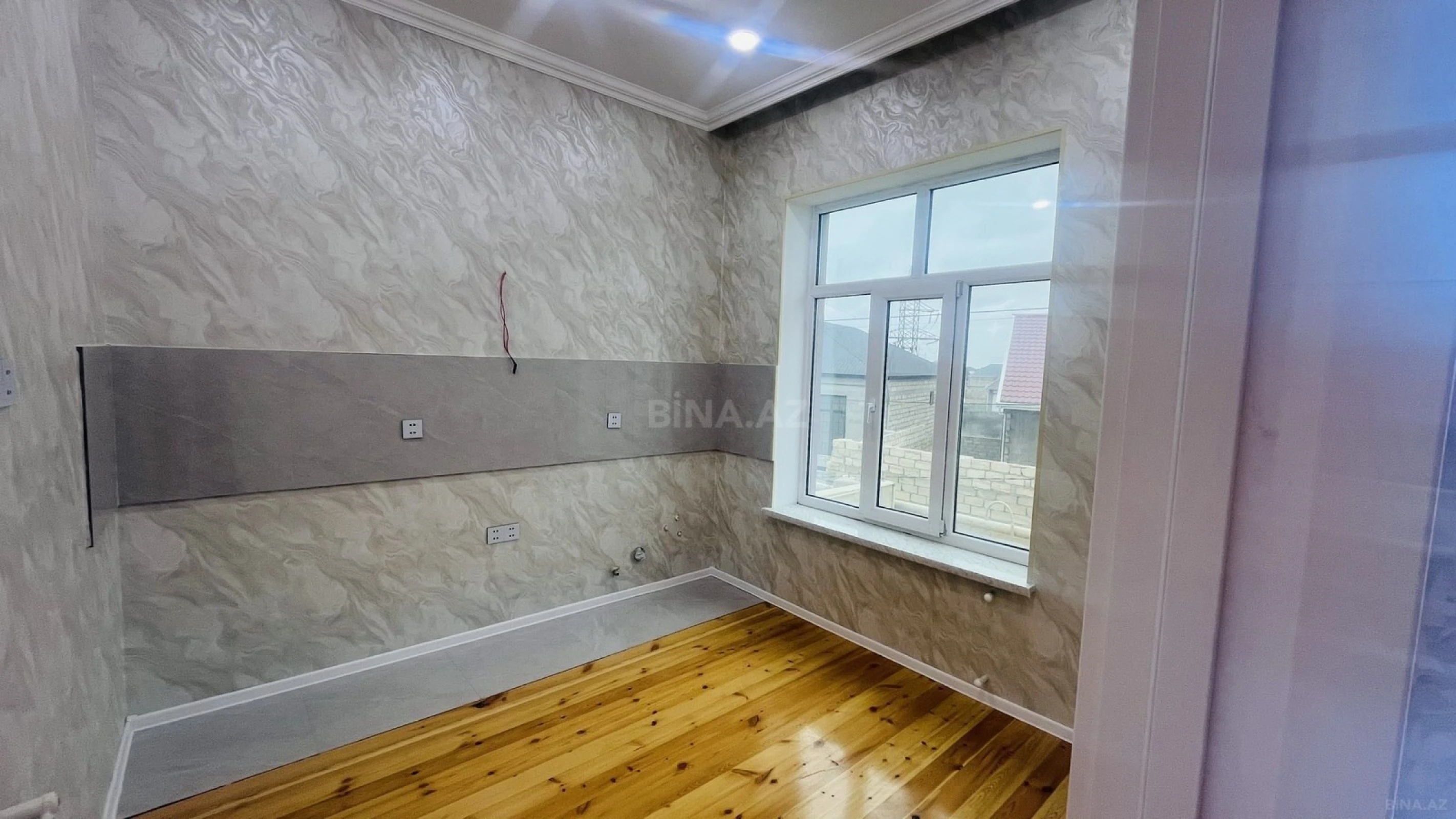 Satılır 7 otaqlı həyət evi 200 m²