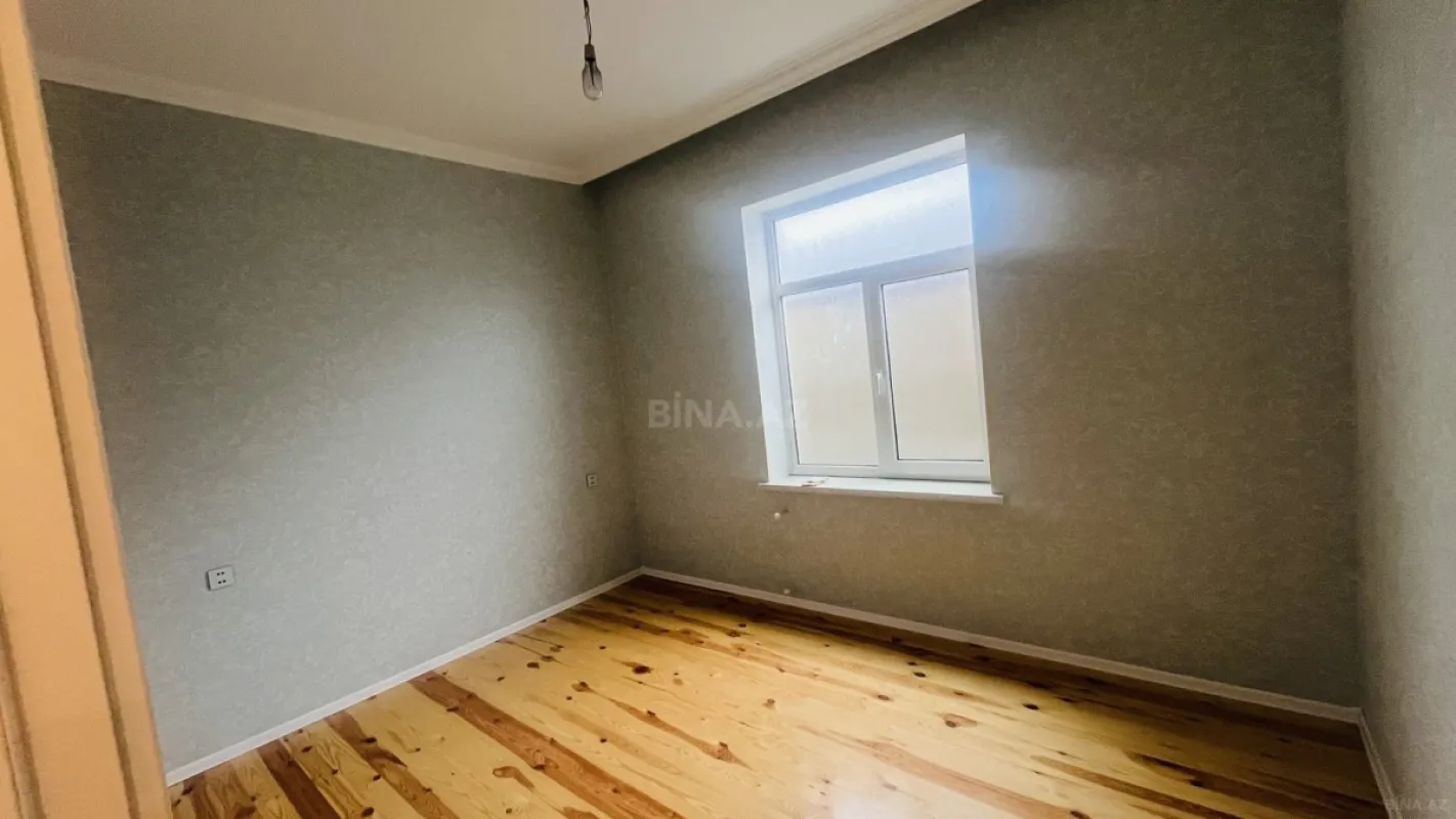 Satılır 7 otaqlı həyət evi 200 m²