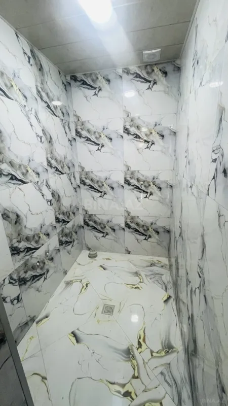 Satılır 7 otaqlı həyət evi 200 m²