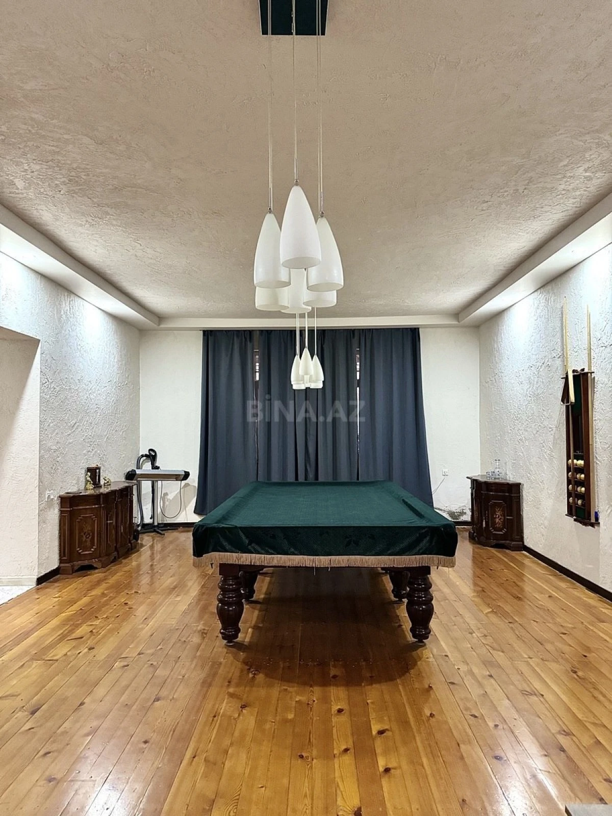 Kirayə verilir 5 otaqlı həyət evi 350 m²