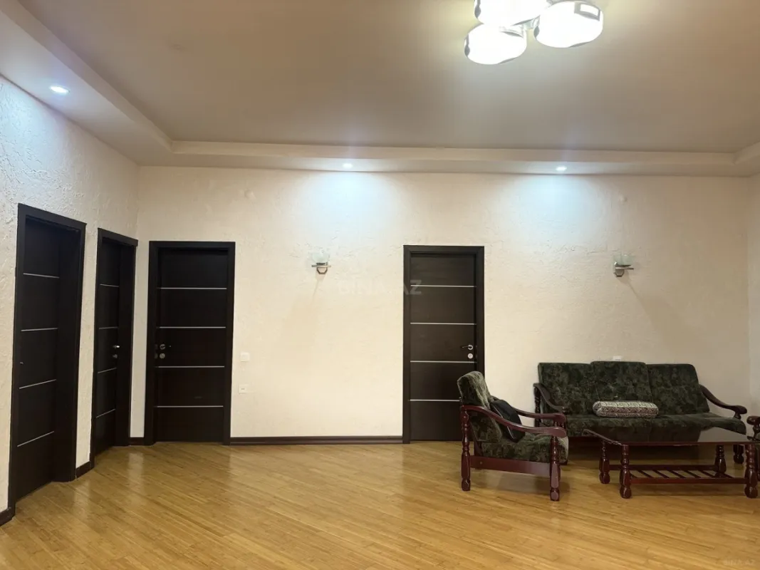 Kirayə verilir 5 otaqlı həyət evi 350 m²