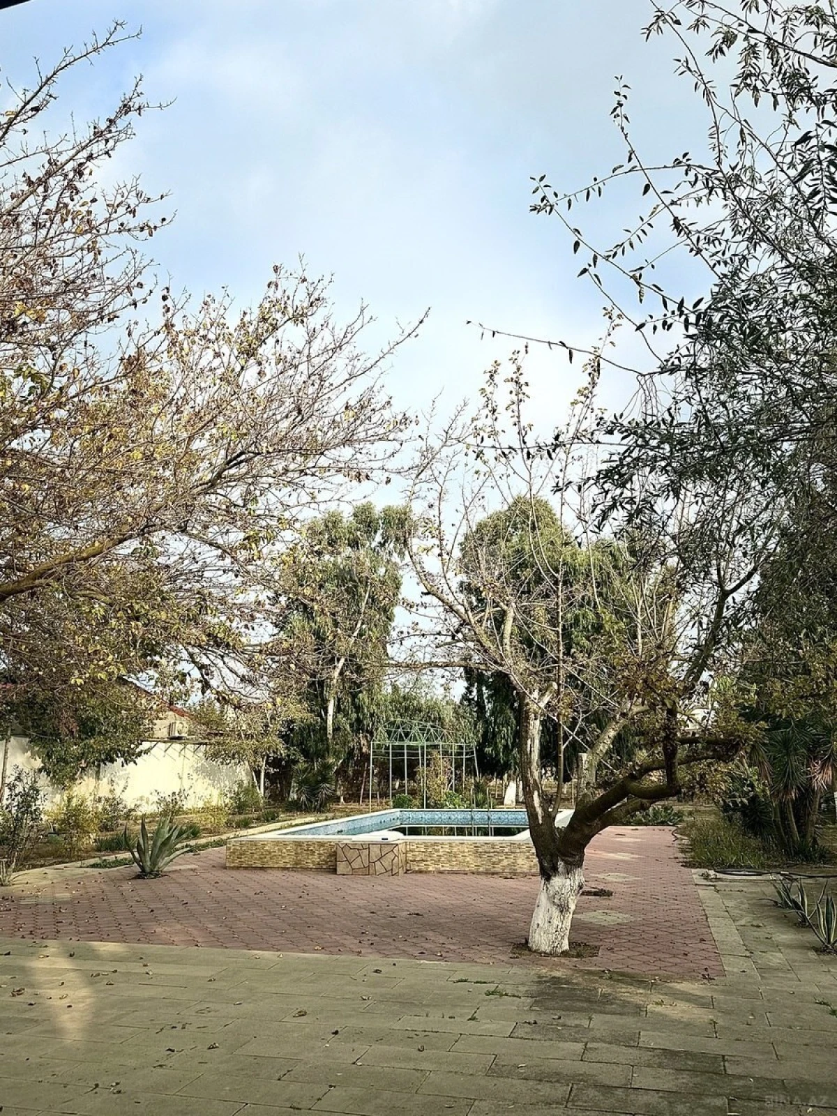 Kirayə verilir 5 otaqlı həyət evi 350 m²