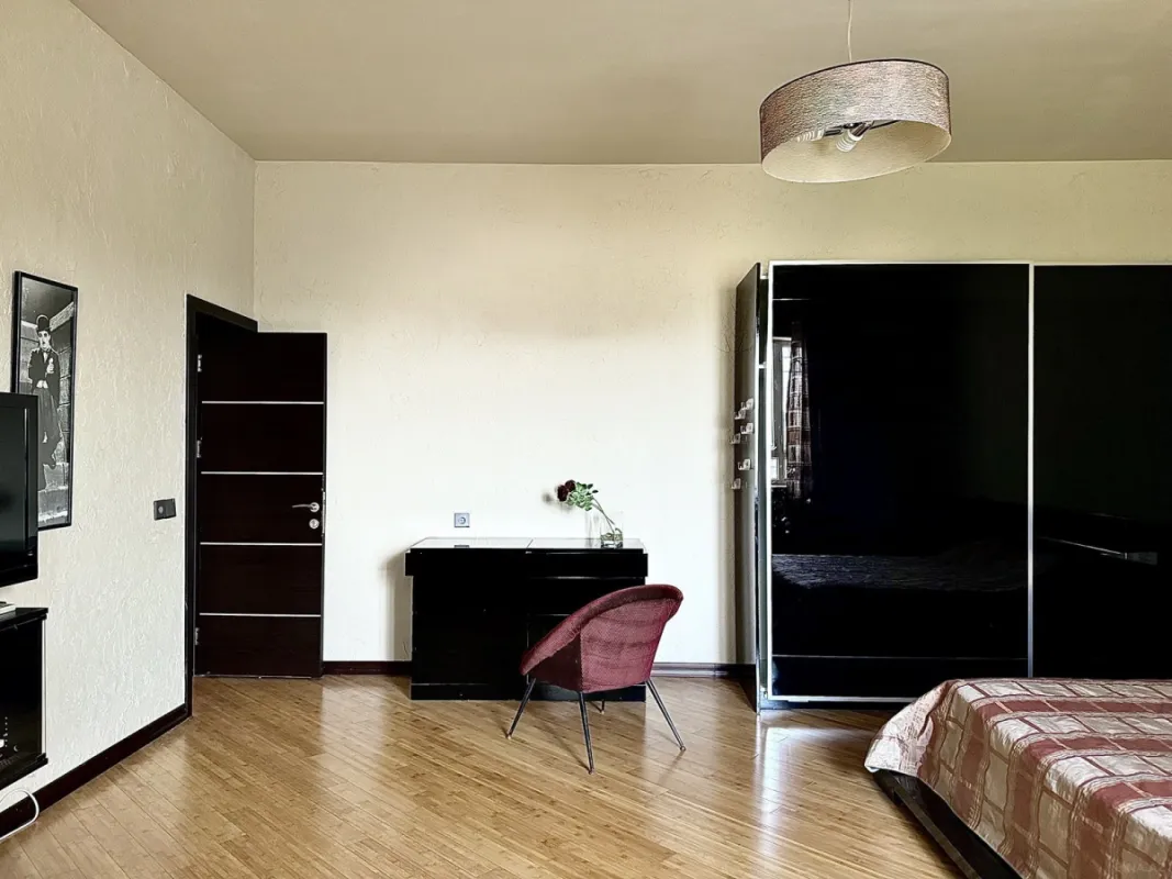 Kirayə verilir 5 otaqlı həyət evi 350 m²