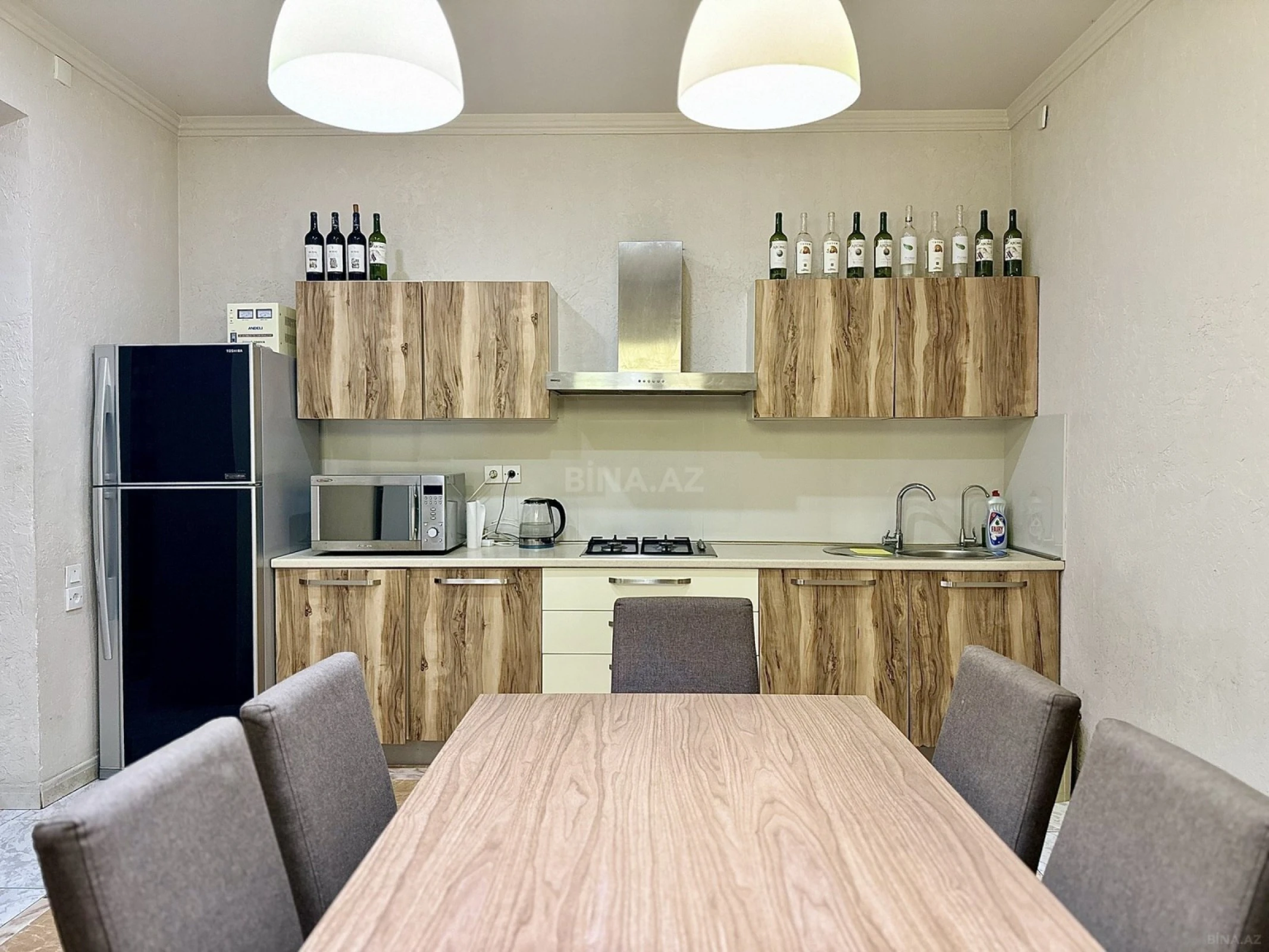 Kirayə verilir 5 otaqlı həyət evi 350 m²