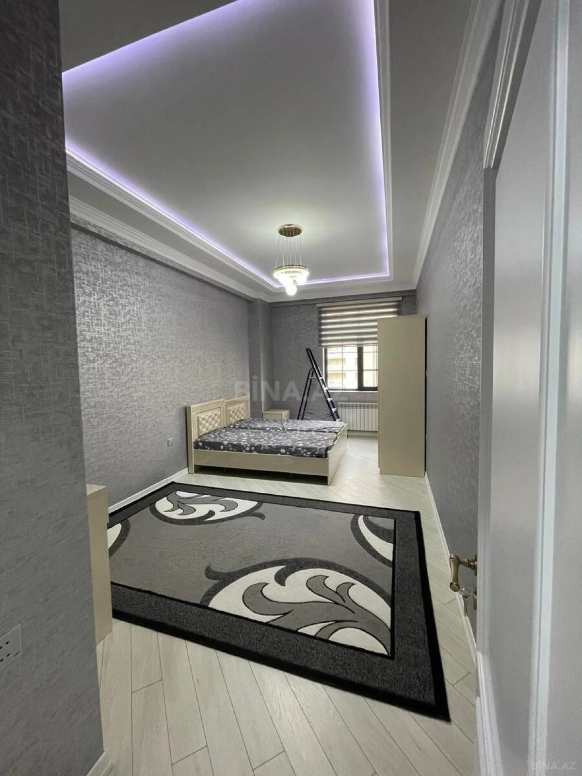 Kirayə verilir 3 otaqlı mənzil 125 m²