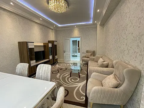 Kirayə verilir 3 otaqlı mənzil 125 m²